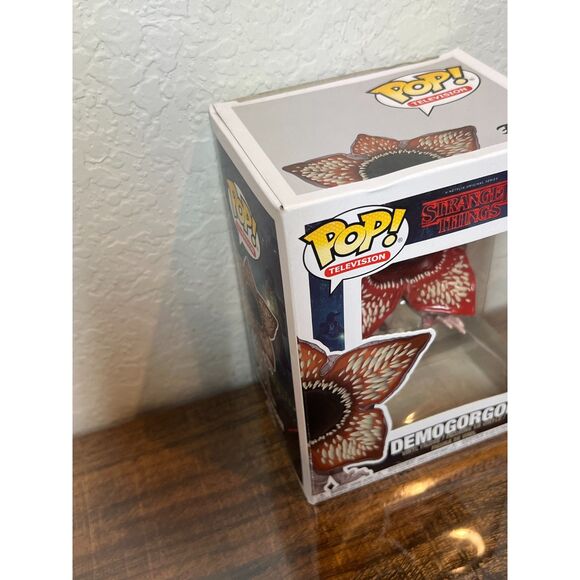 Funko Pop Stranger Things Demogorgon #428 & Eleven with Eggos #421 Lot of 2 Toys - Picture 8 of 10